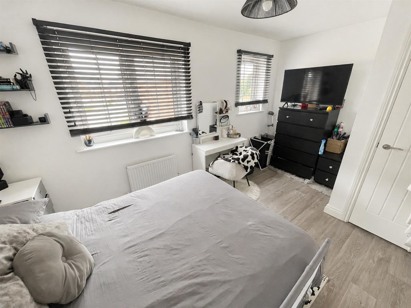 Ffordd Y Merlod, Grovesend, Swansea, SA4 4WP
